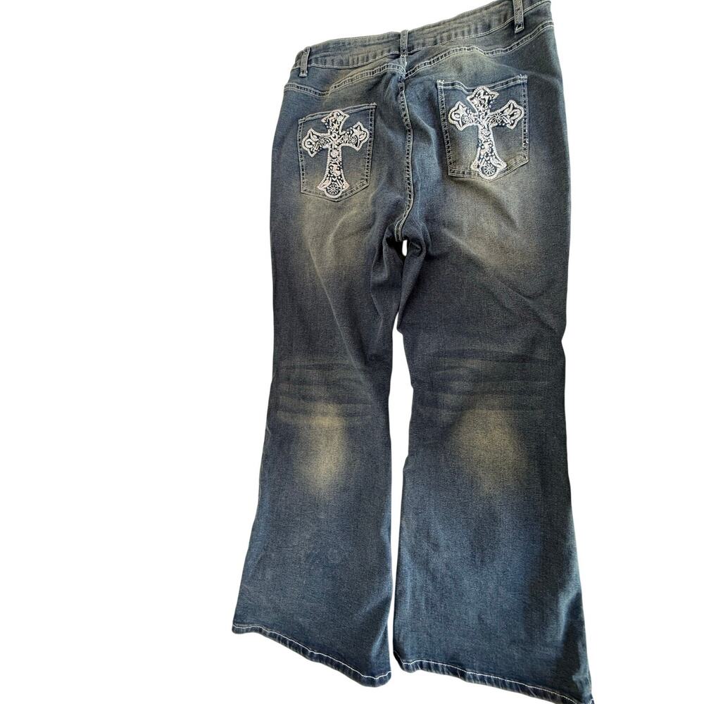 SKU3100 Romwe Women's Plus Size 2XL Cross Embroidered Jewel Vintage Blue Jeans
